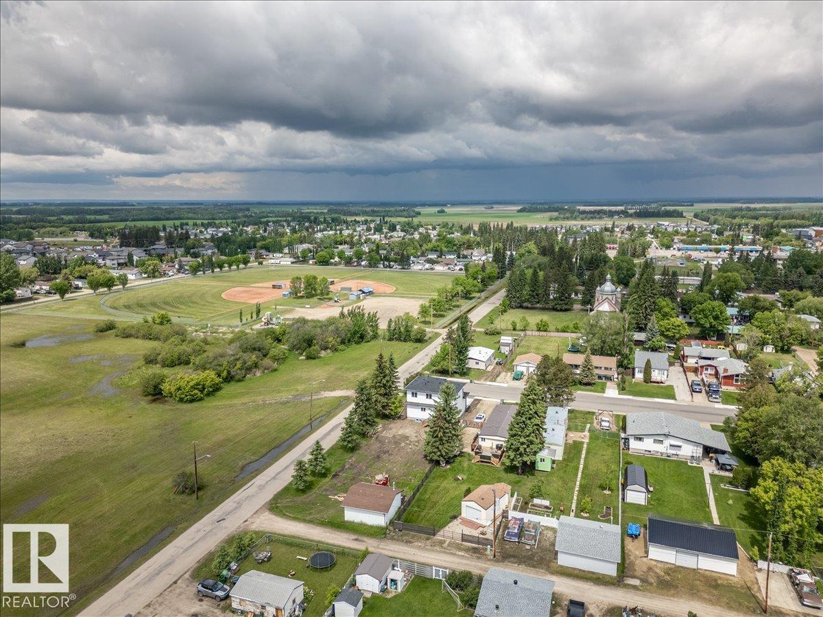 5023 47ave - 41