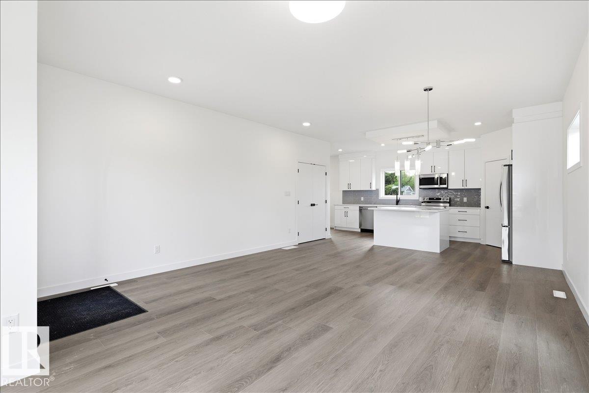 5023 47ave - 8