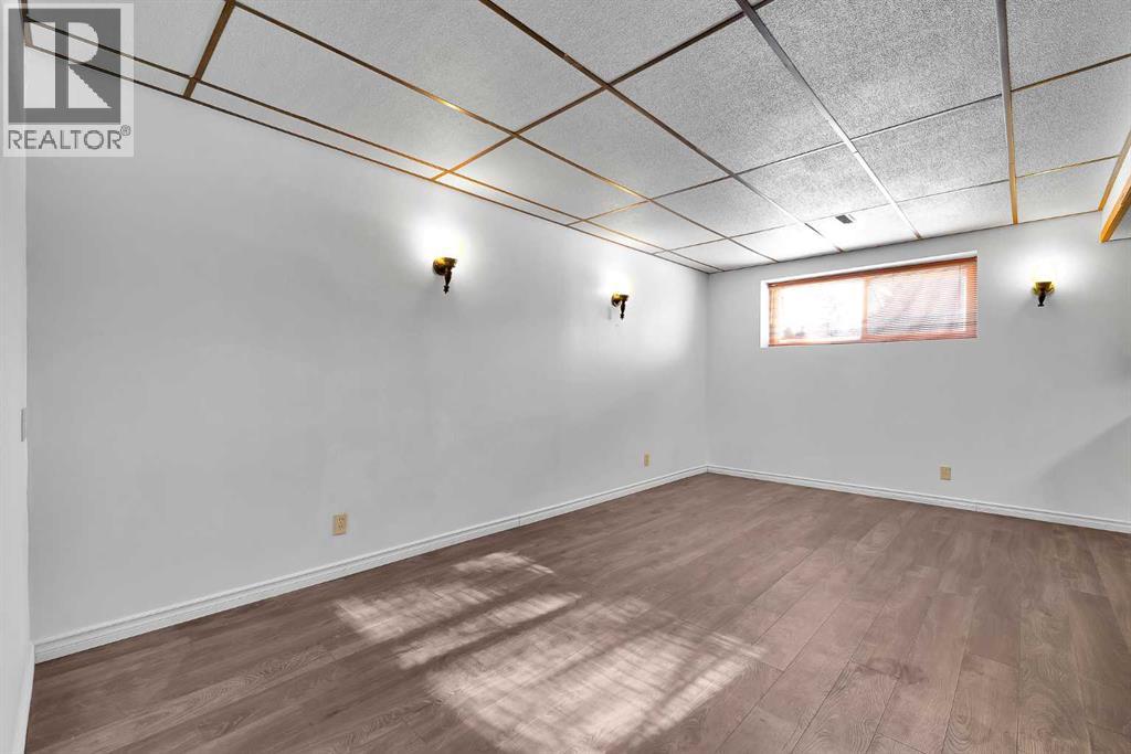 295 Edgepark Boulevard NW - 21