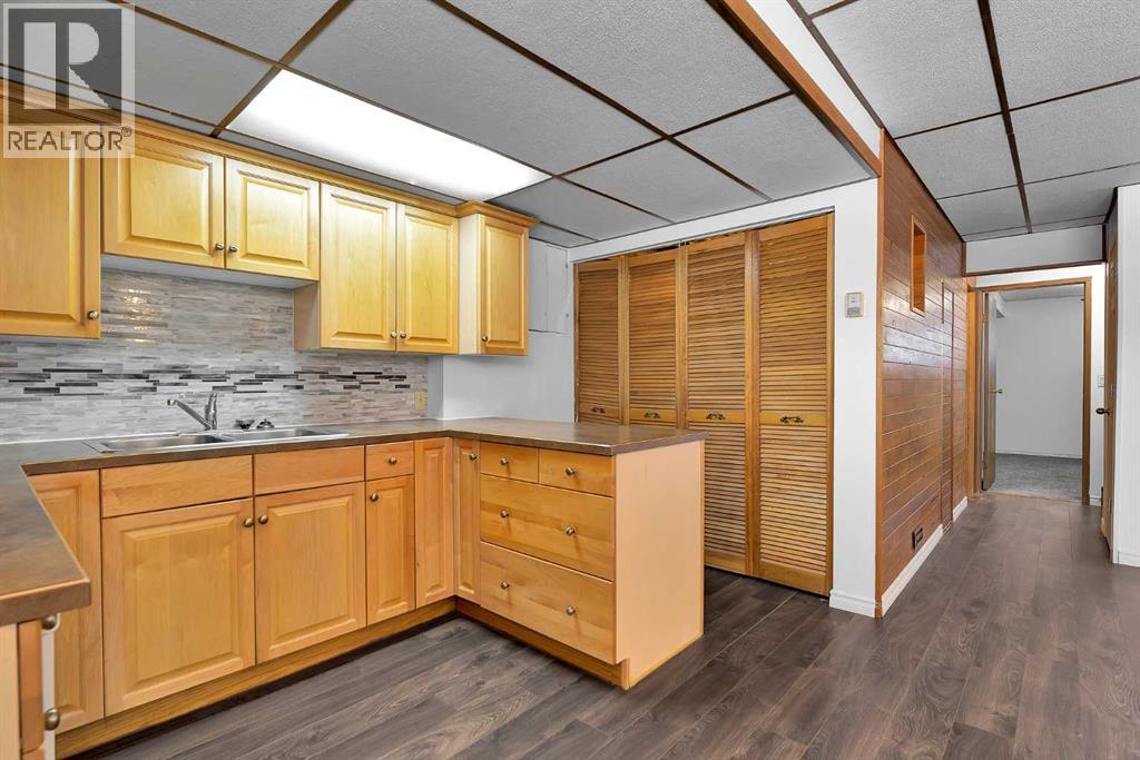 295 Edgepark Boulevard NW - 27
