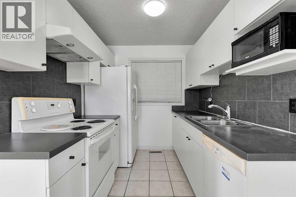 295 Edgepark Boulevard NW - 5