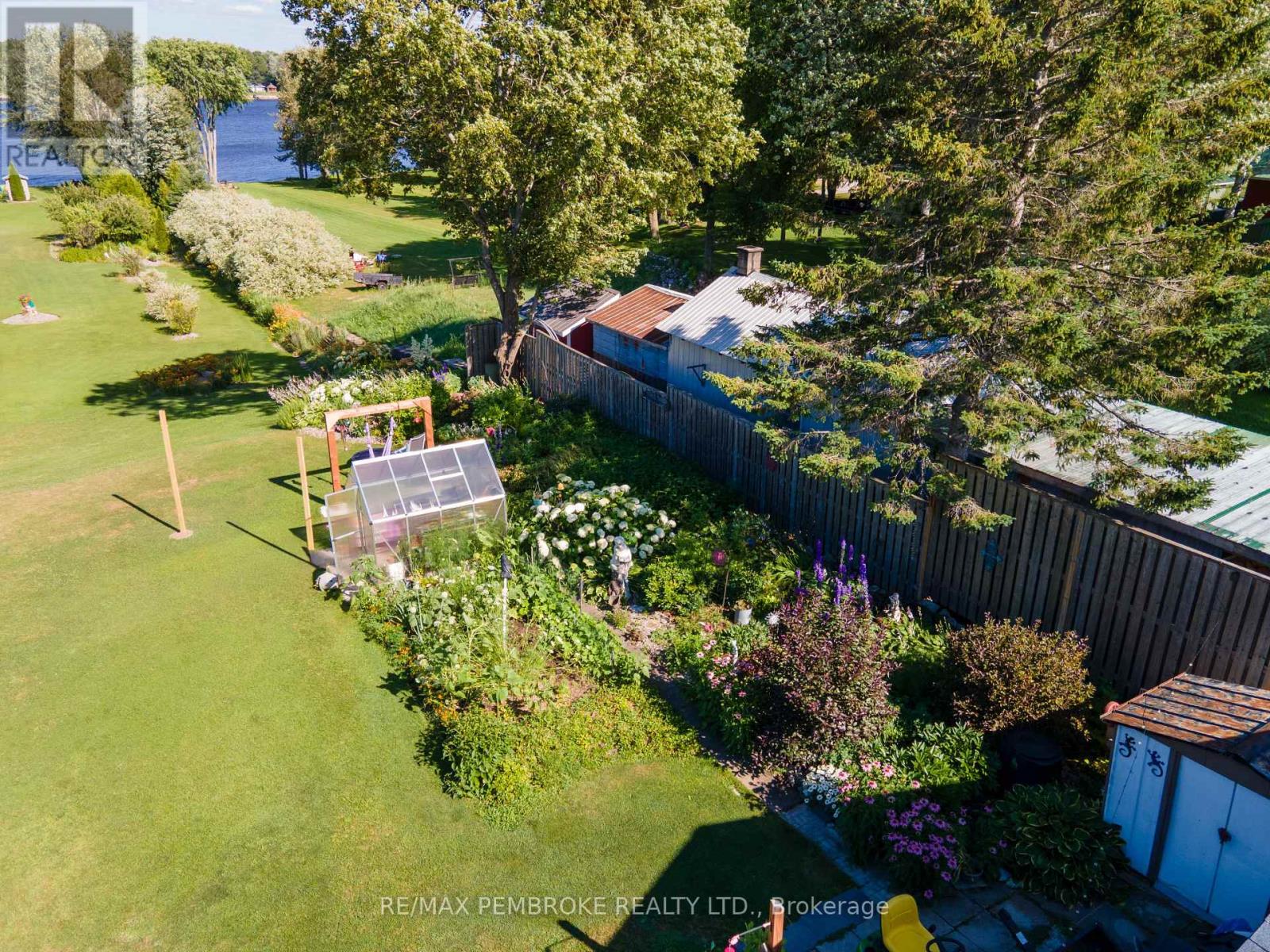 48 LACROIX BAY ROAD - 48