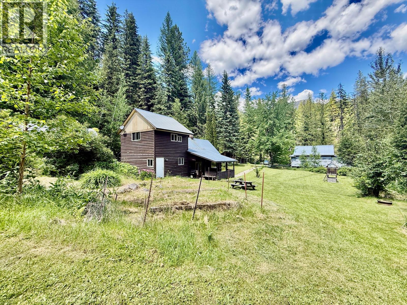 4019 Saunders Road - 28