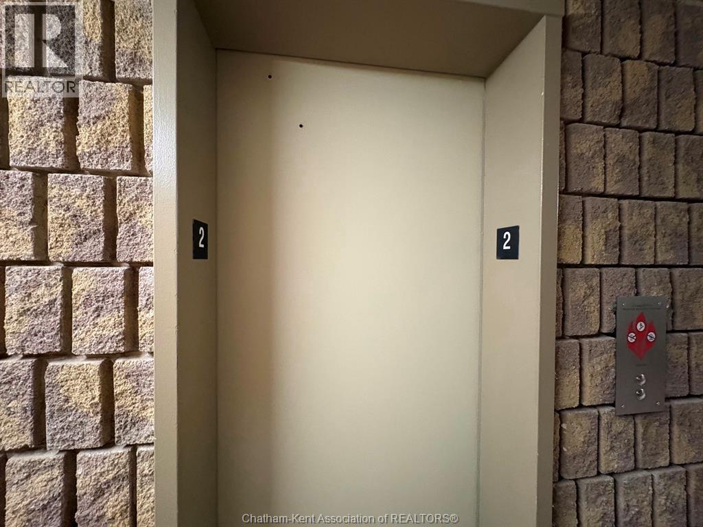 #209 130 Park AVENUE East - Image 3