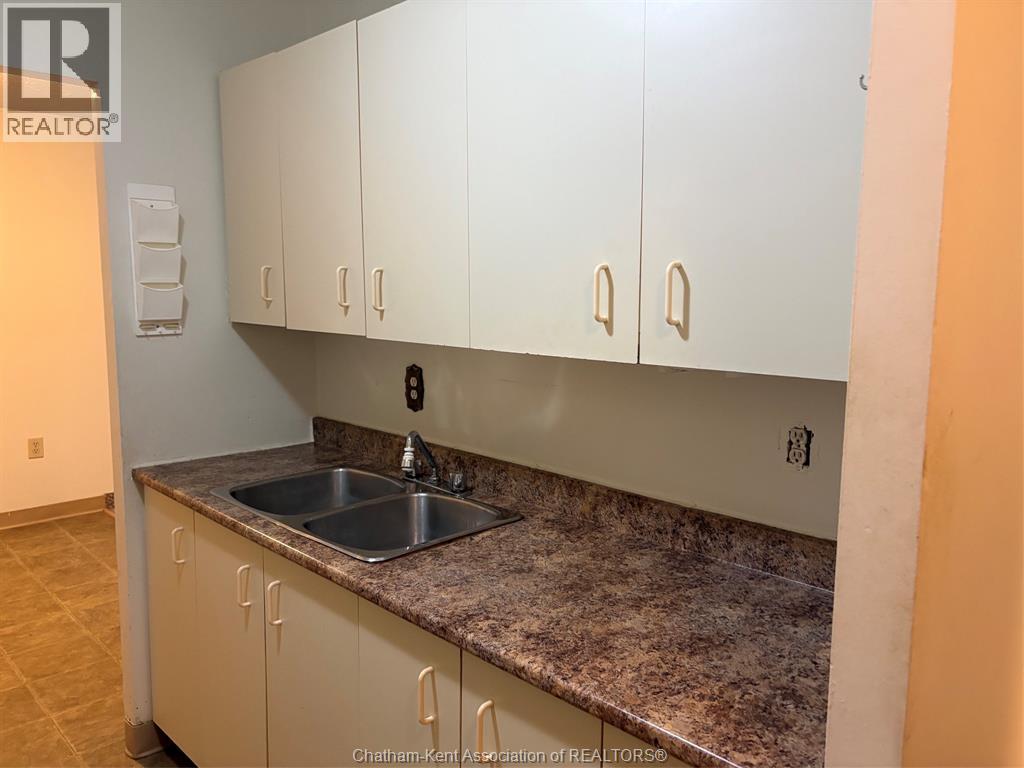 #209 130 Park AVENUE East - Image 5