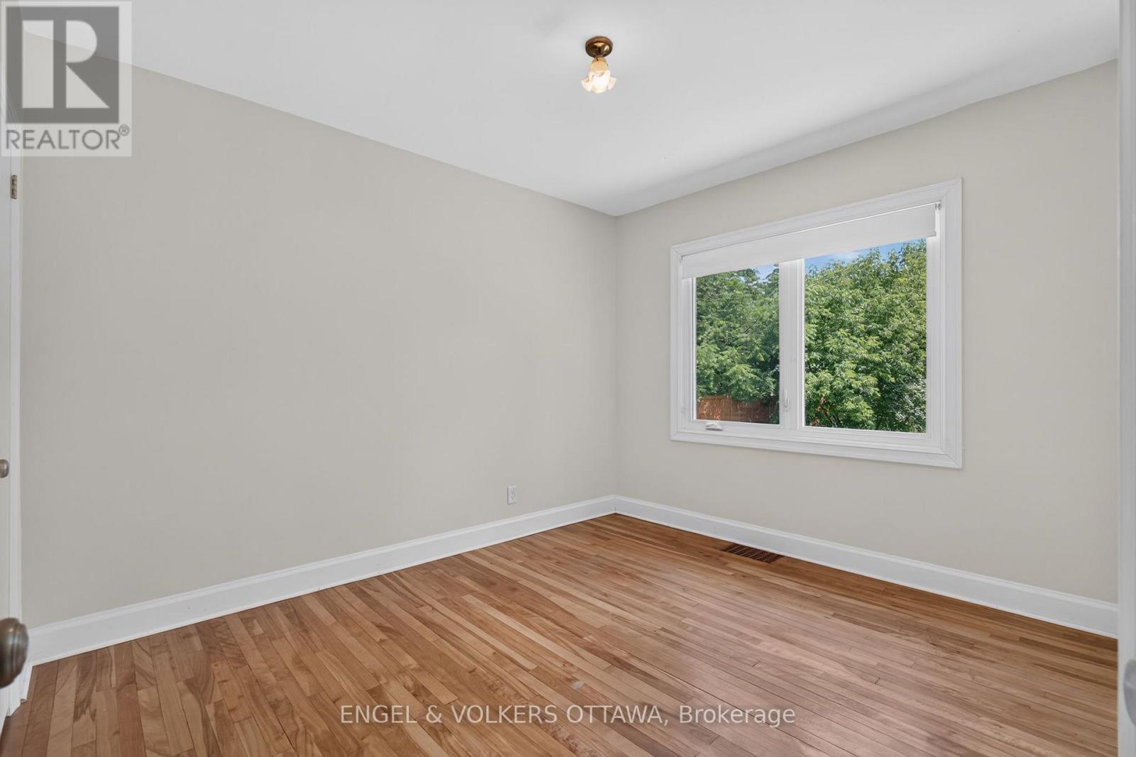 2445 ALTA VISTA DRIVE - 12