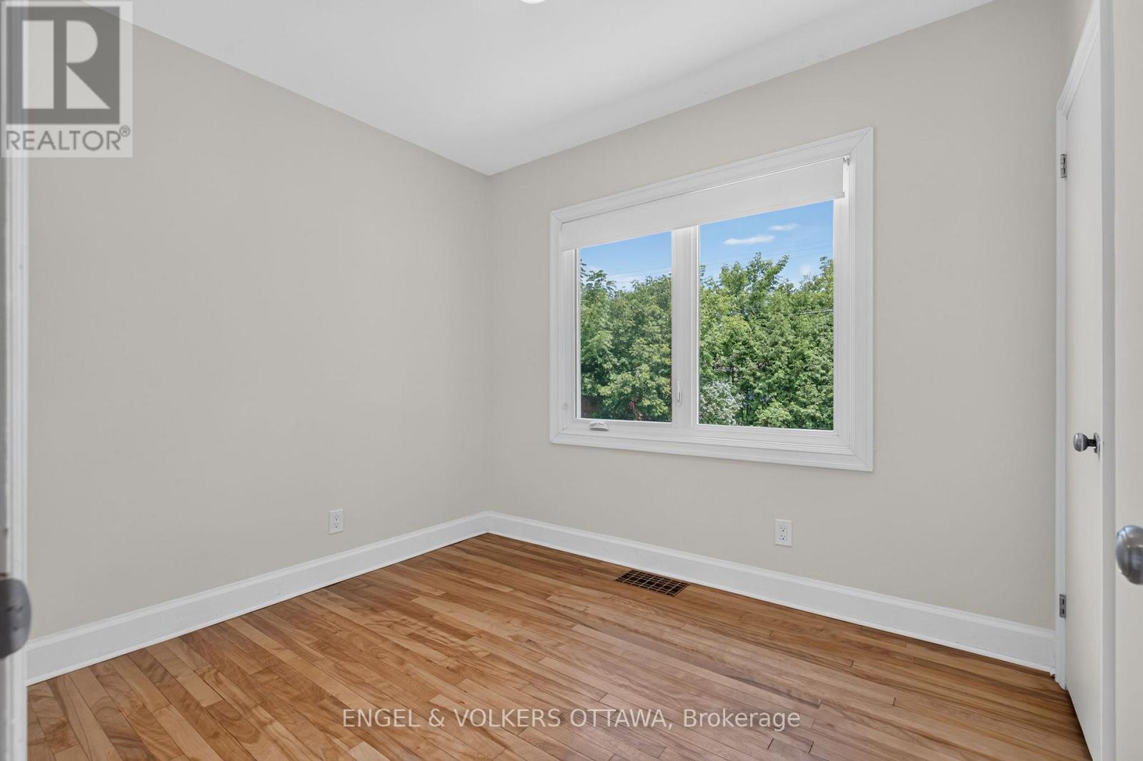 2445 ALTA VISTA DRIVE - 14