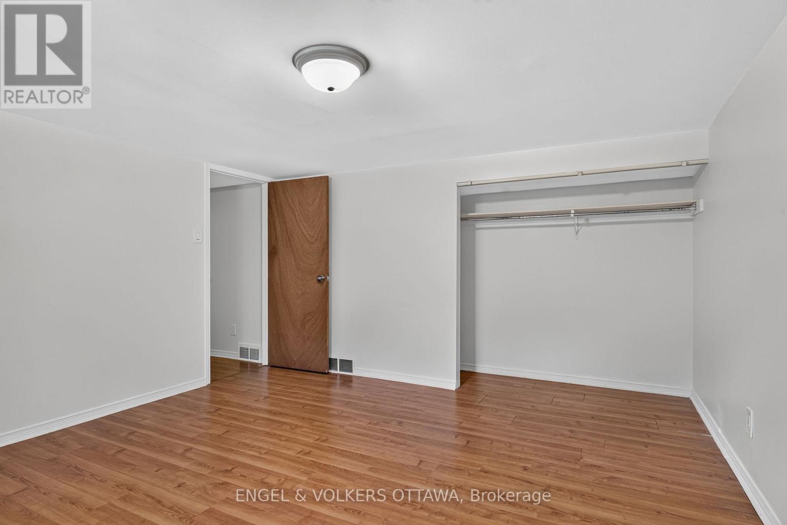 2445 ALTA VISTA DRIVE - 23