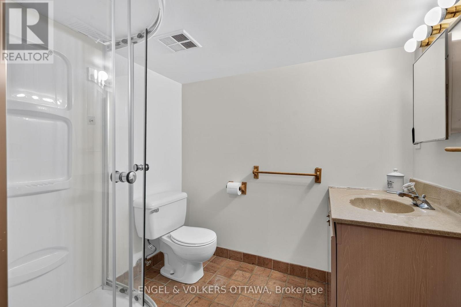 2445 ALTA VISTA DRIVE - 25