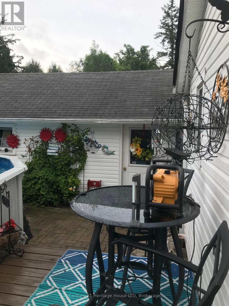 276 OXFORD AVENUE - 11