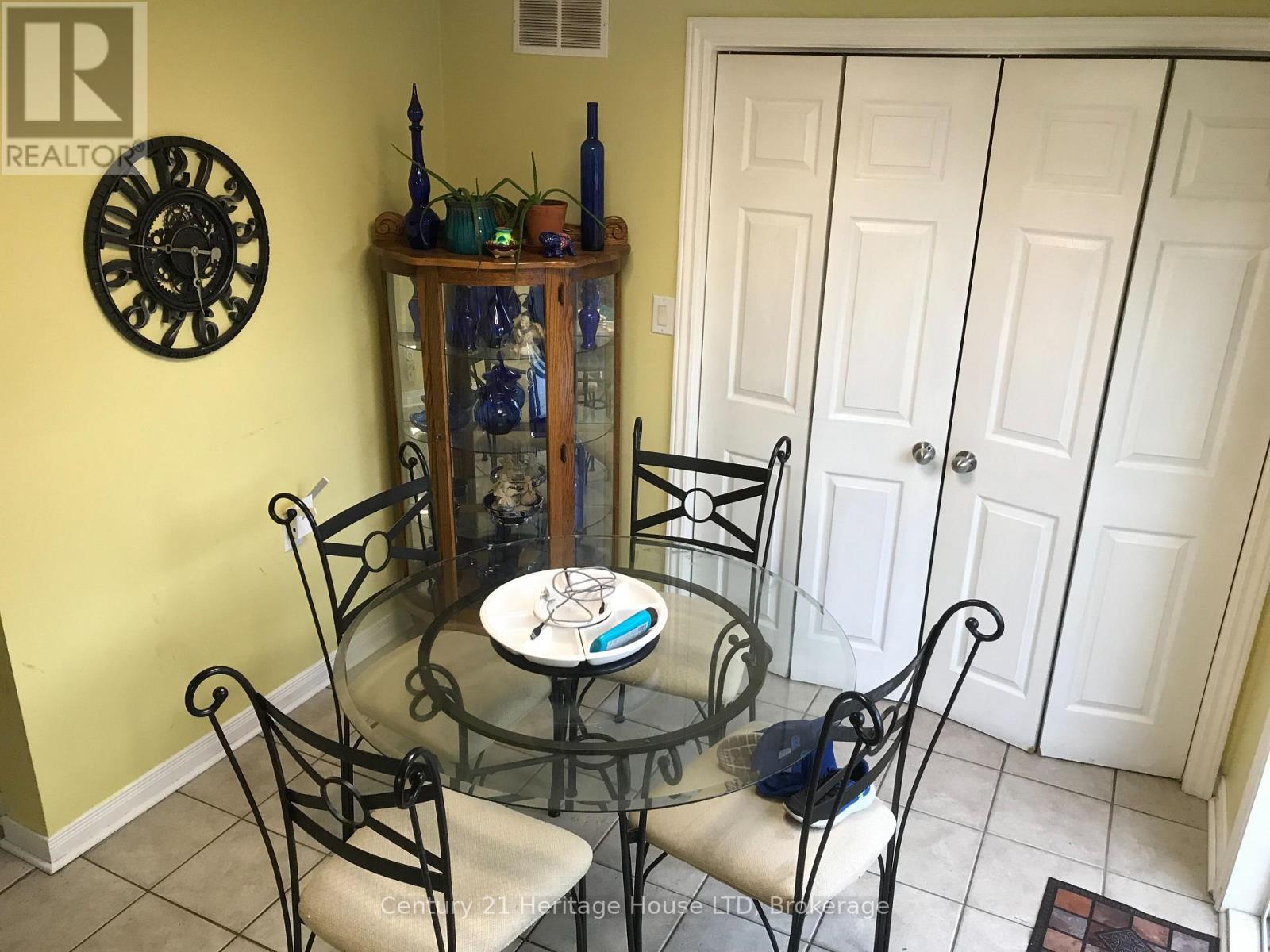 276 OXFORD AVENUE - 14