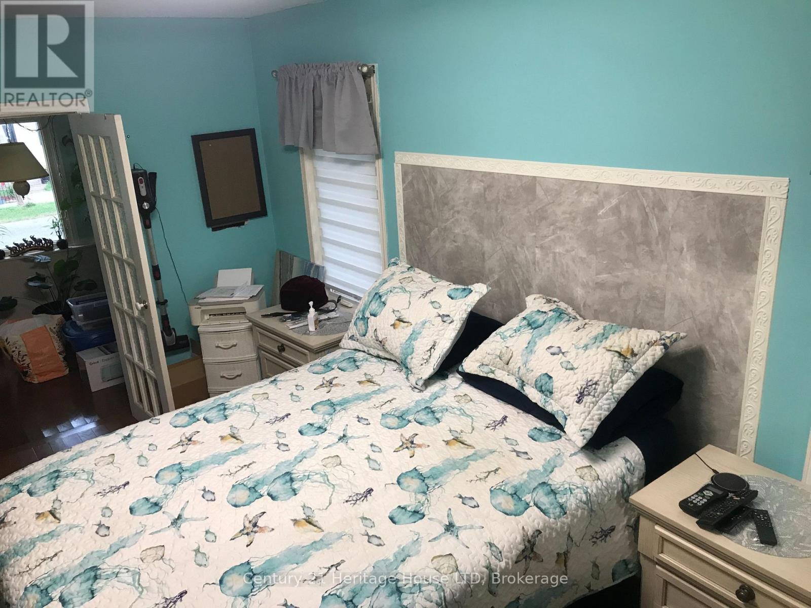 276 OXFORD AVENUE - 22