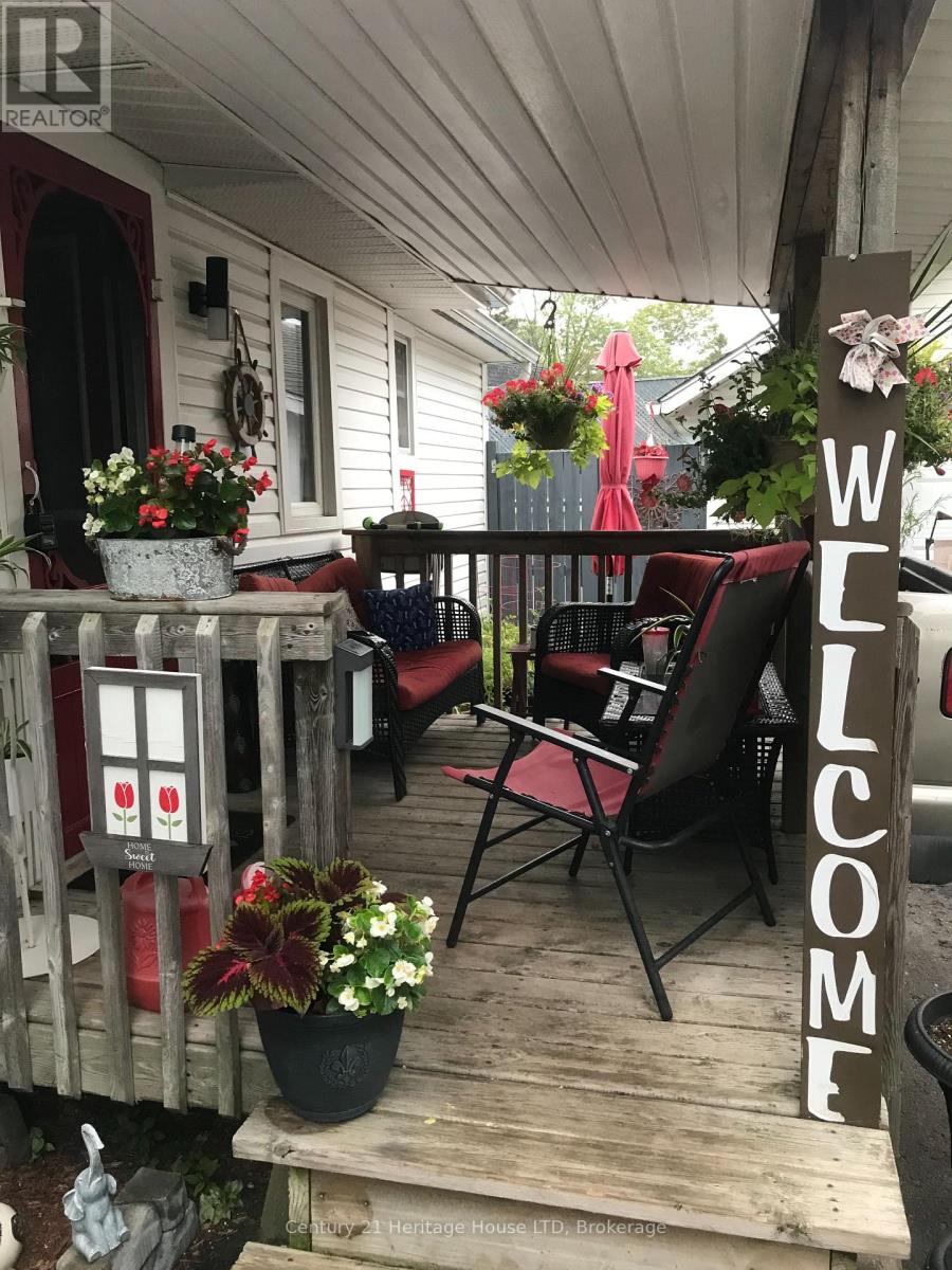276 OXFORD AVENUE - 6