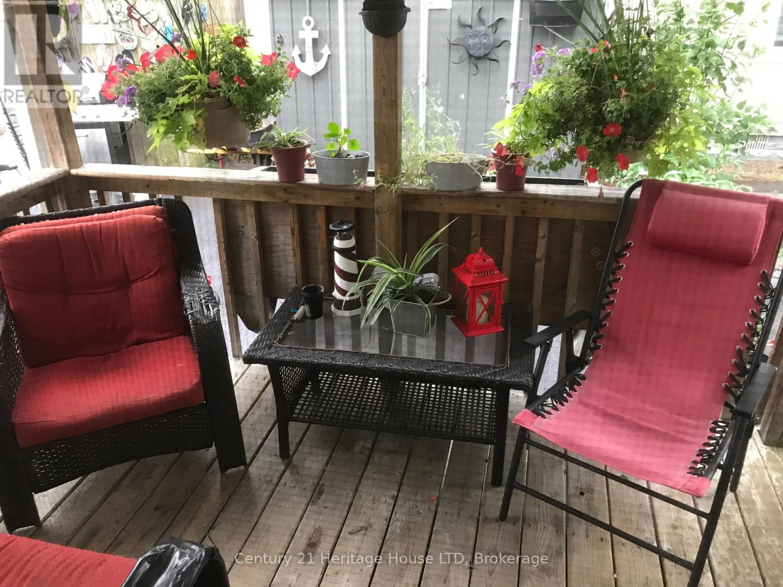 276 OXFORD AVENUE - 7