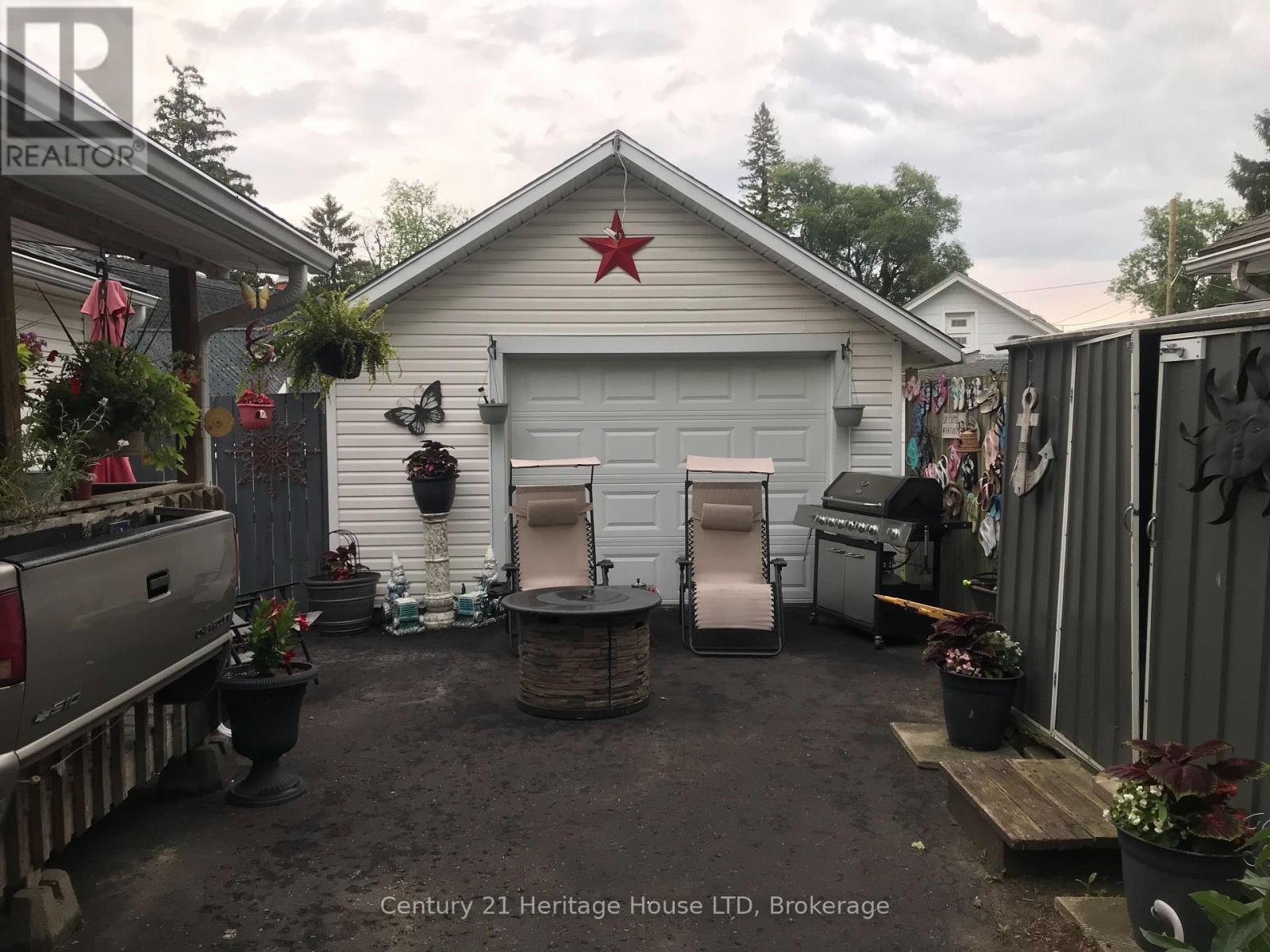 276 OXFORD AVENUE - 8