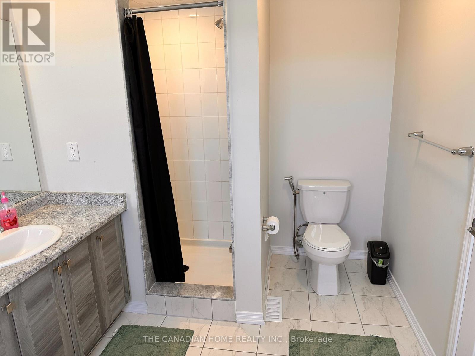 22 LEGACY LANE - Image 36