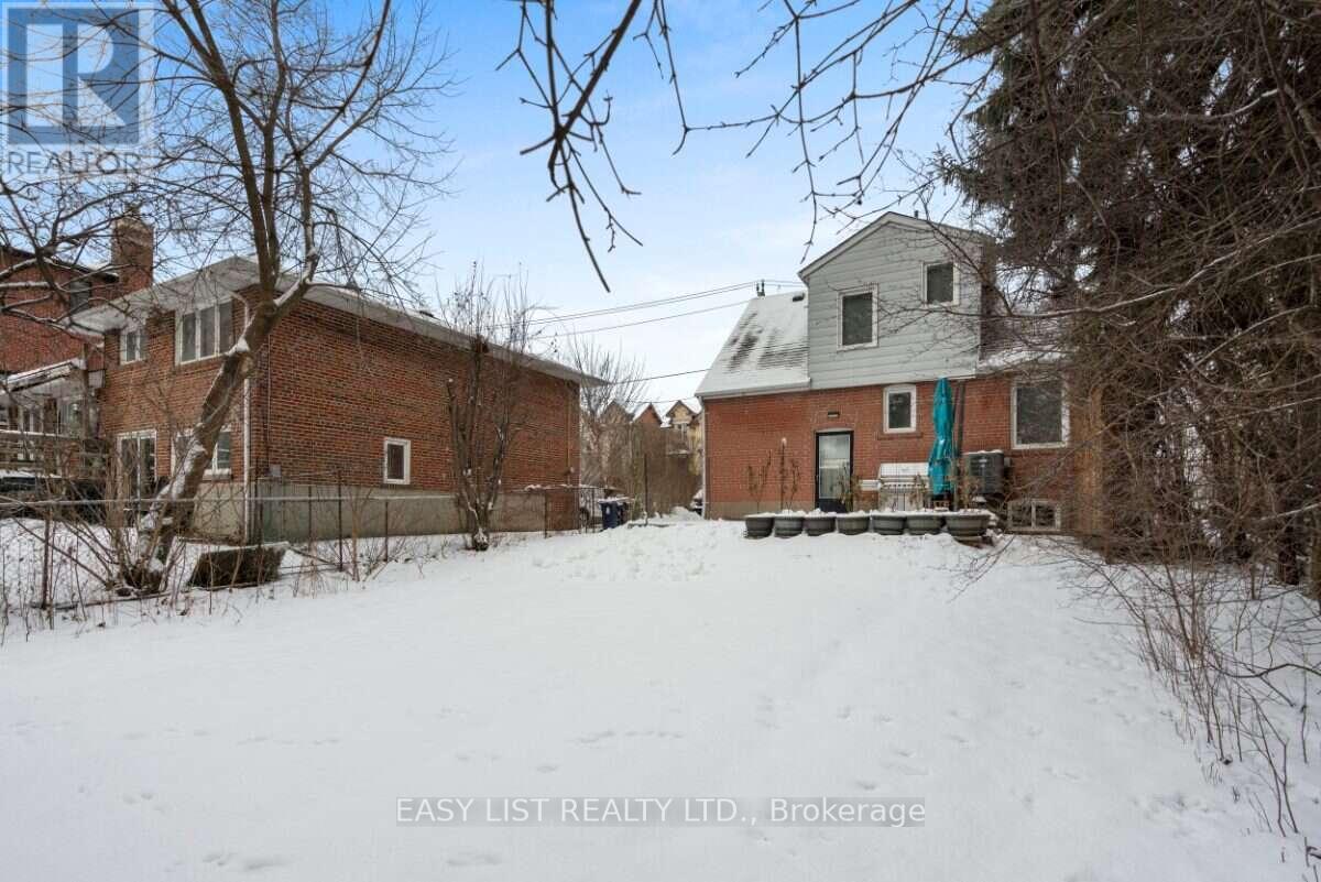 39 CHURCHILL AVENUE - 18