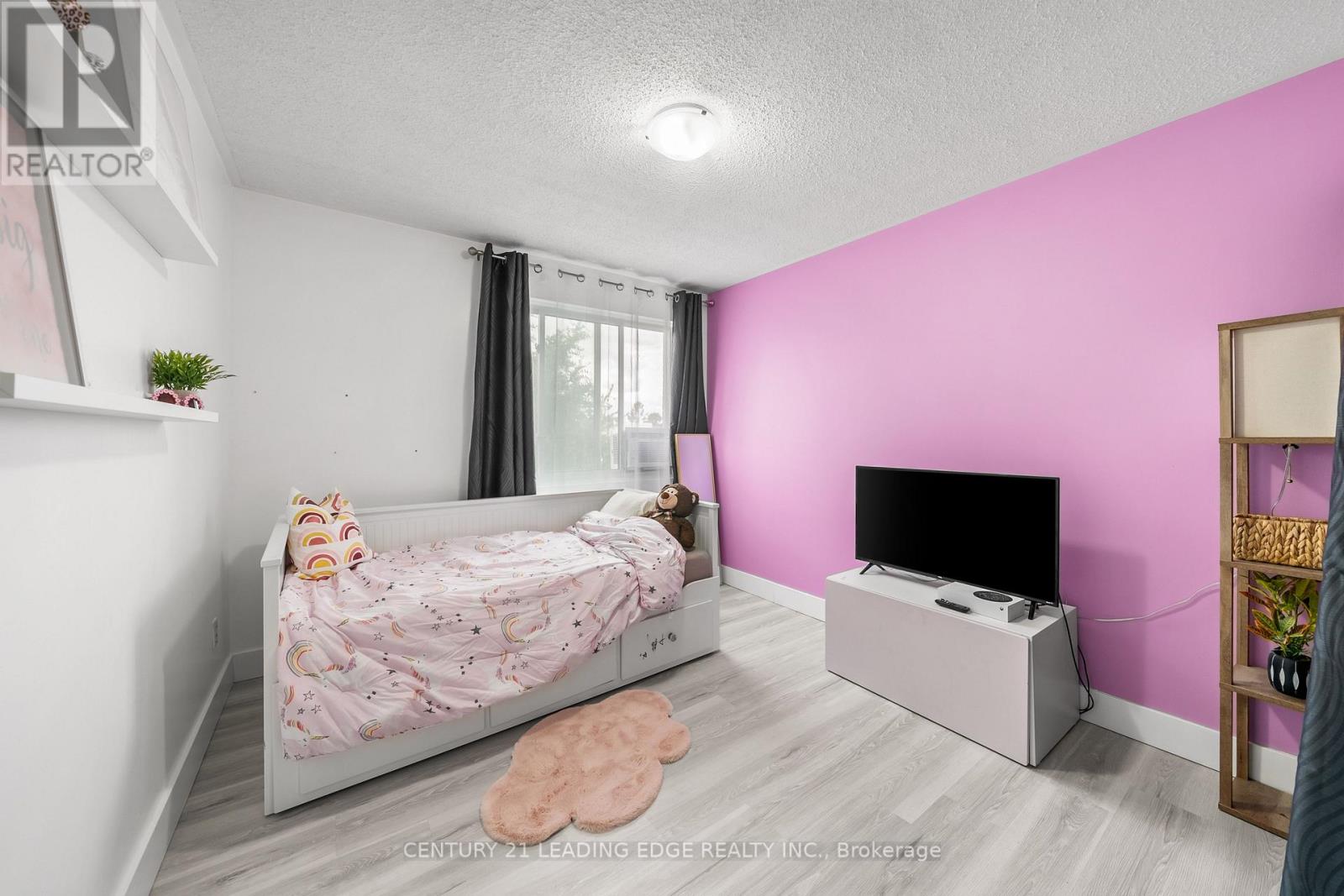 #502 131 TAUNTON ROAD E - 23