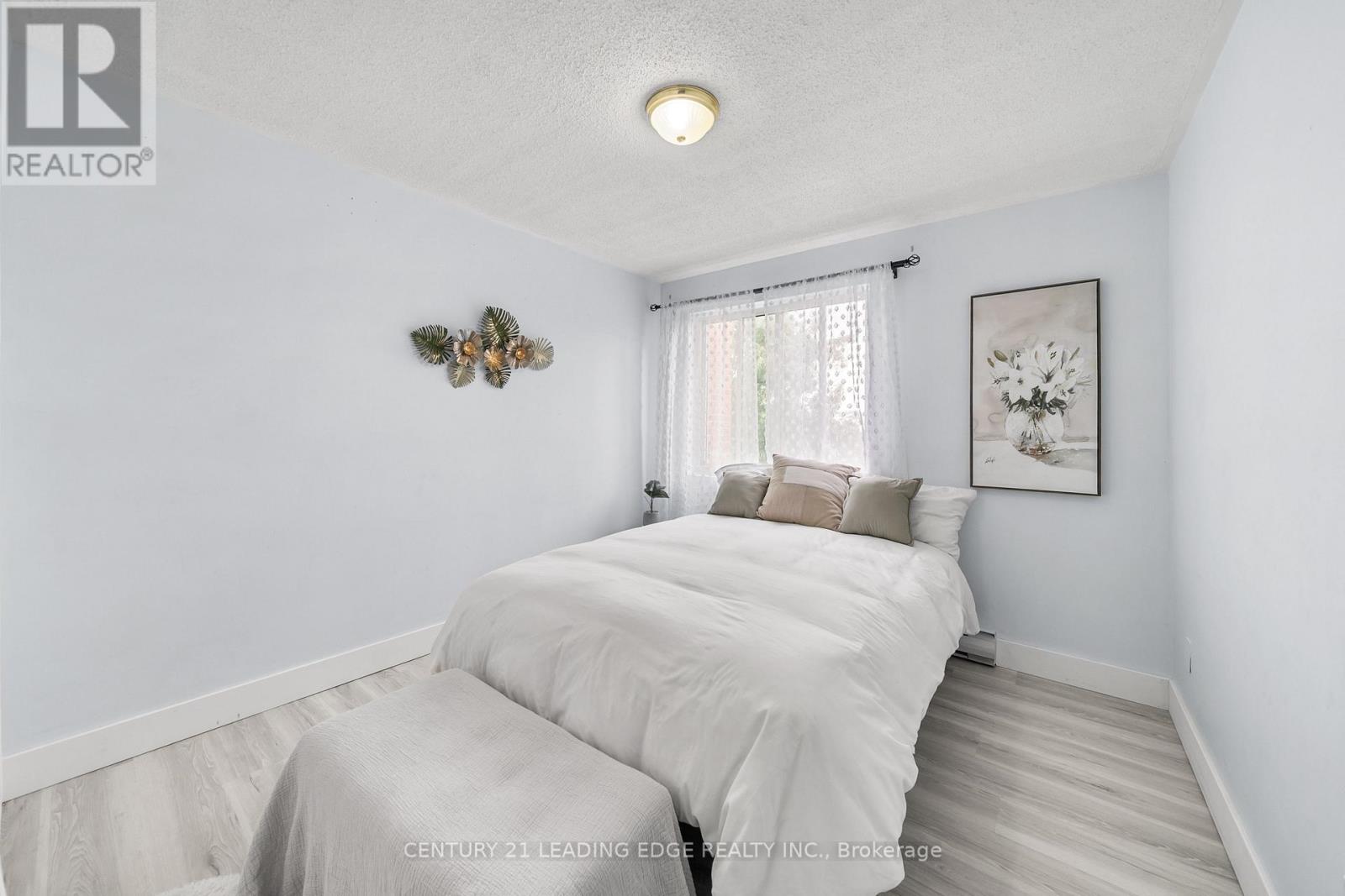 #502 131 TAUNTON ROAD E - 26