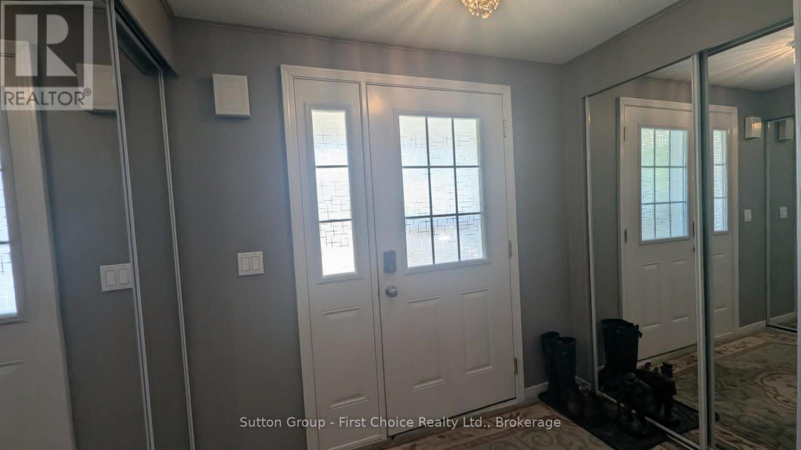 14 25 THAMES ROAD - 15