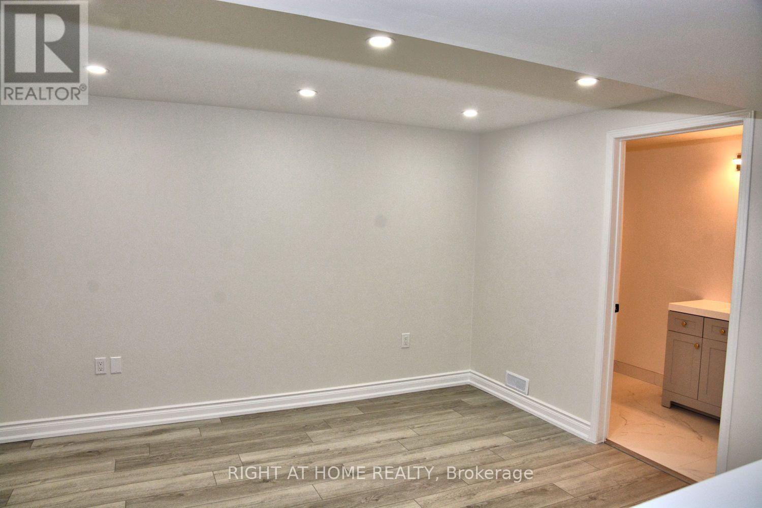 255 MARBLE PLACE - Image 25