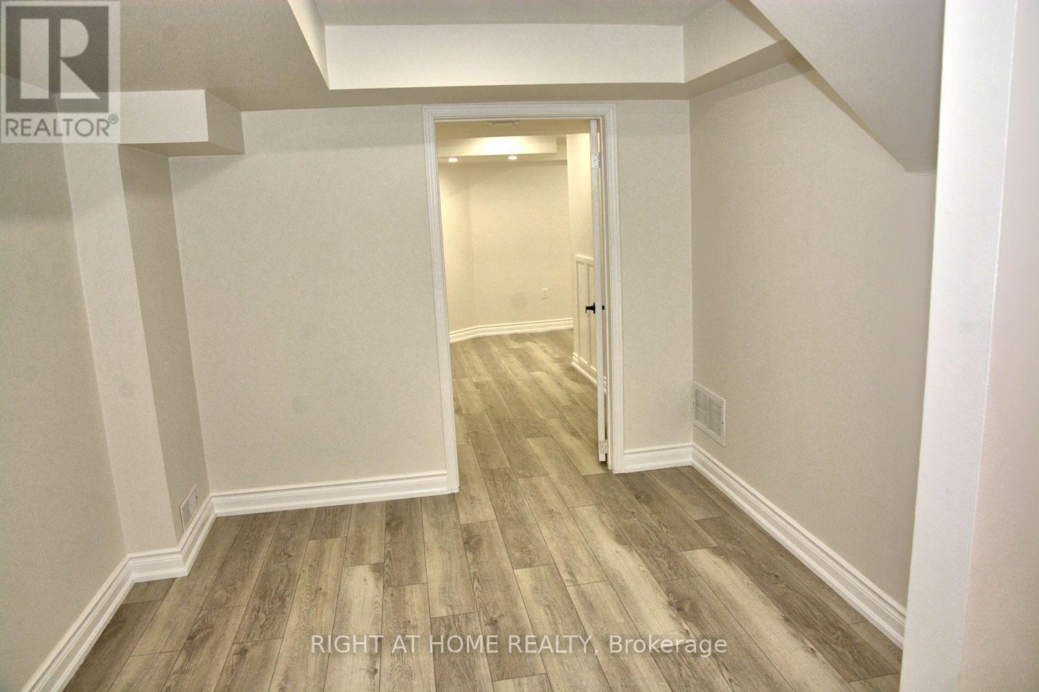 255 MARBLE PLACE - Image 28