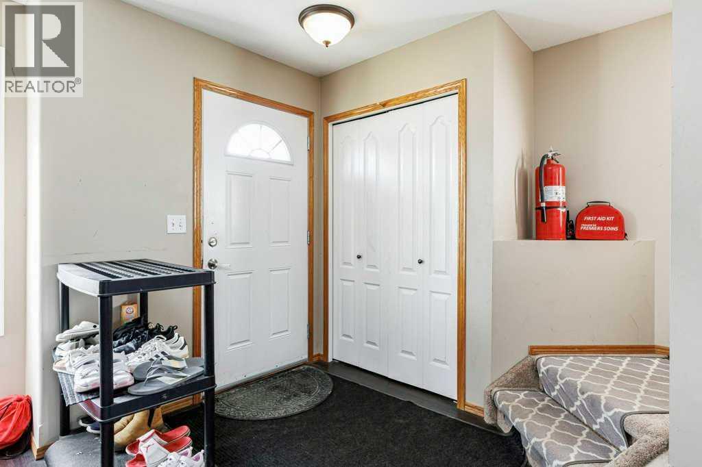 9 Lakeview Close - 3