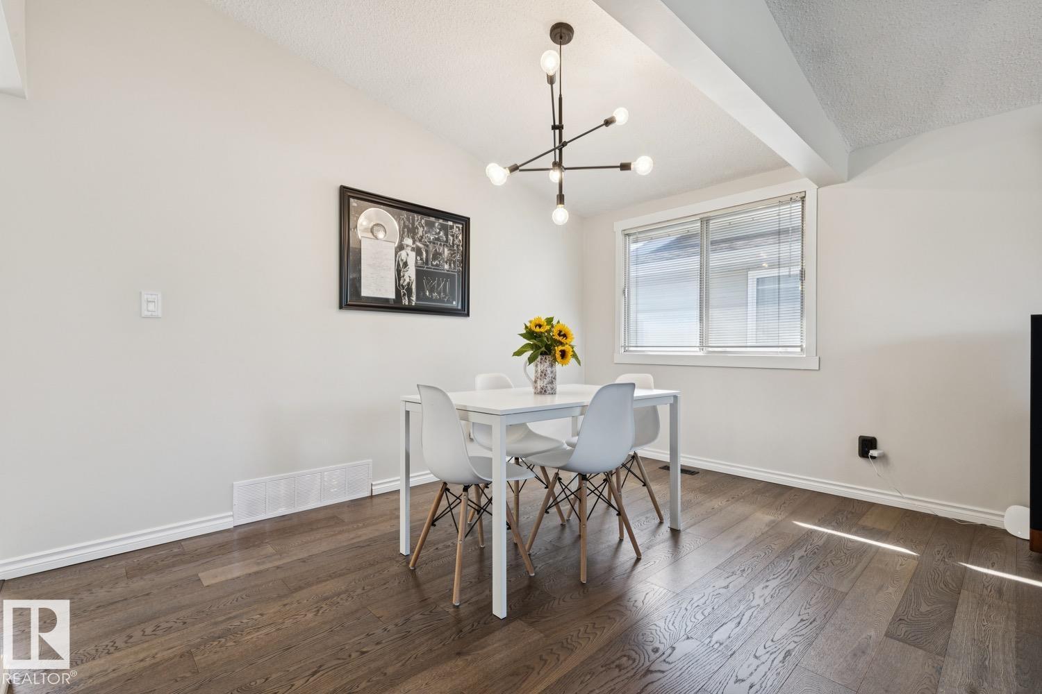6615 187 ST NW - 15