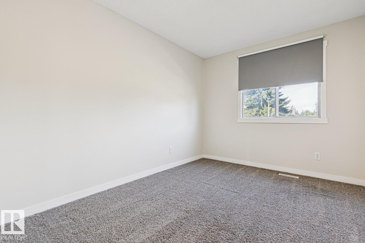 6615 187 ST NW - 23