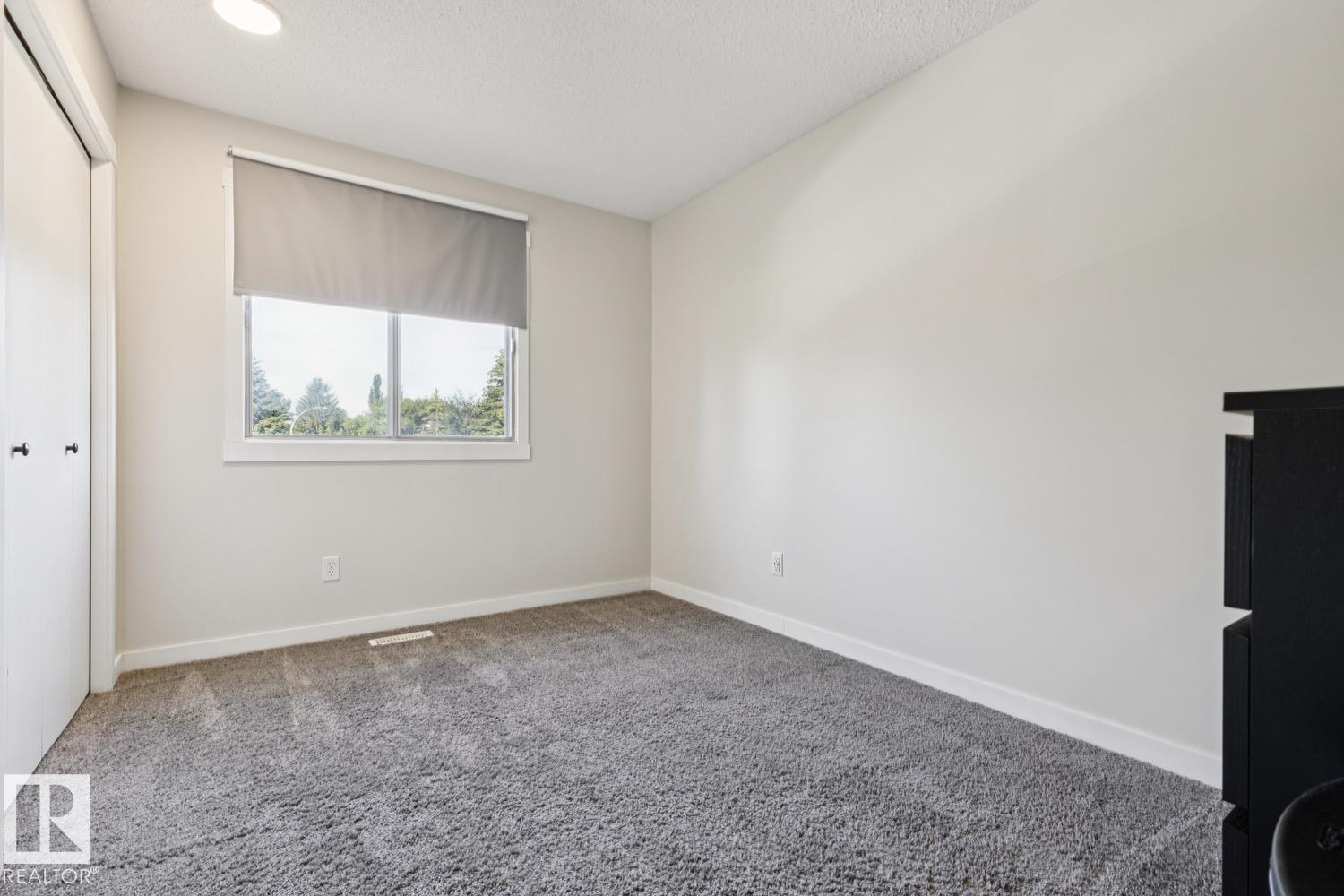 6615 187 ST NW - 25