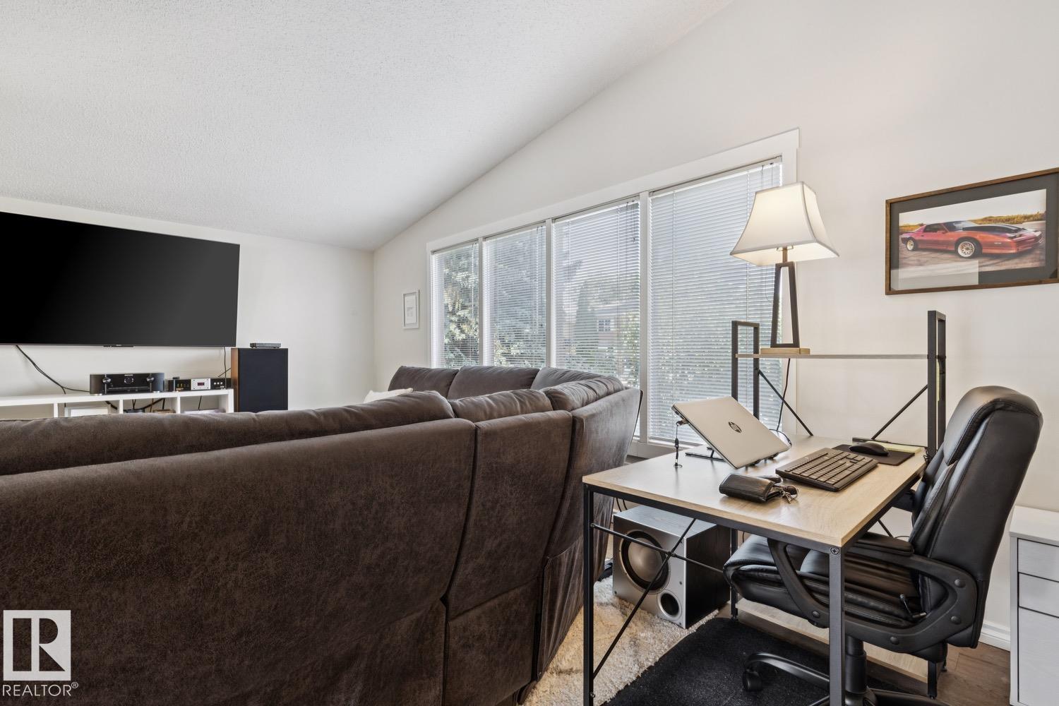 6615 187 ST NW - 5