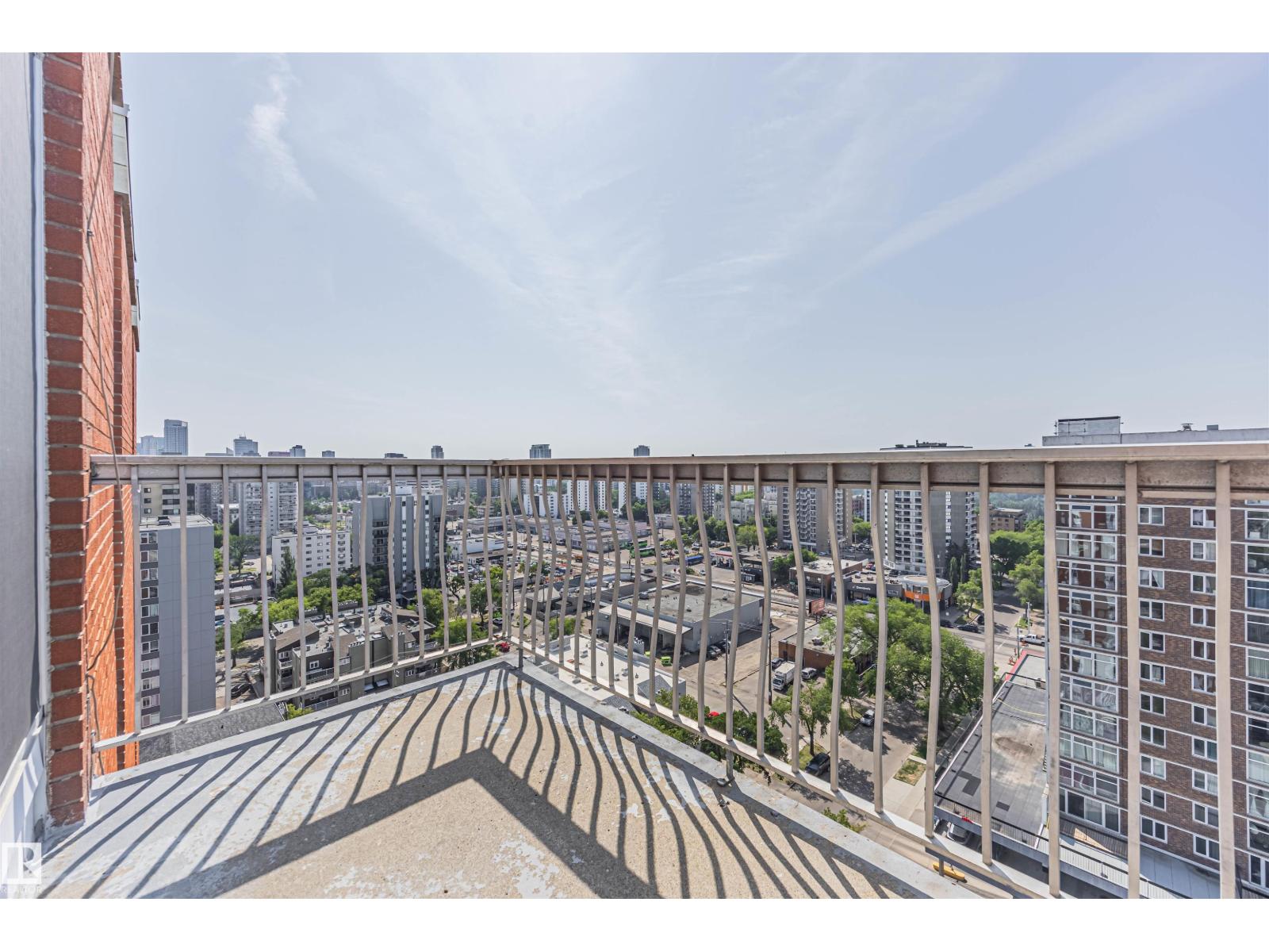 #1705 10150 117 ST NW - 3
