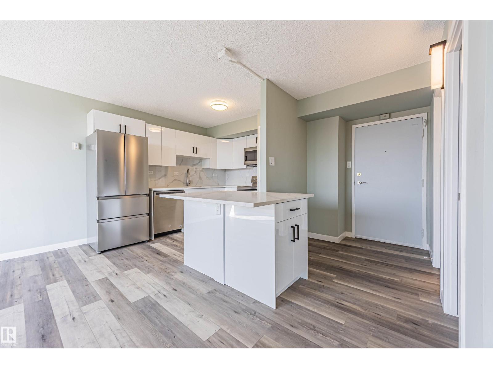 #1705 10150 117 ST NW - 8