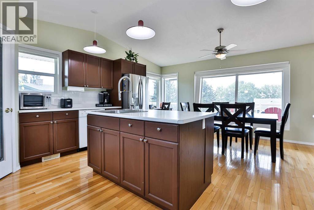 645 Lakeside Drive - 33