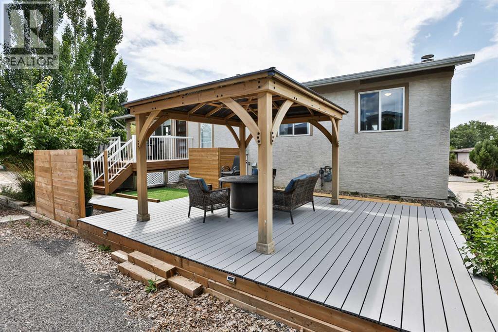 645 Lakeside Drive - 9
