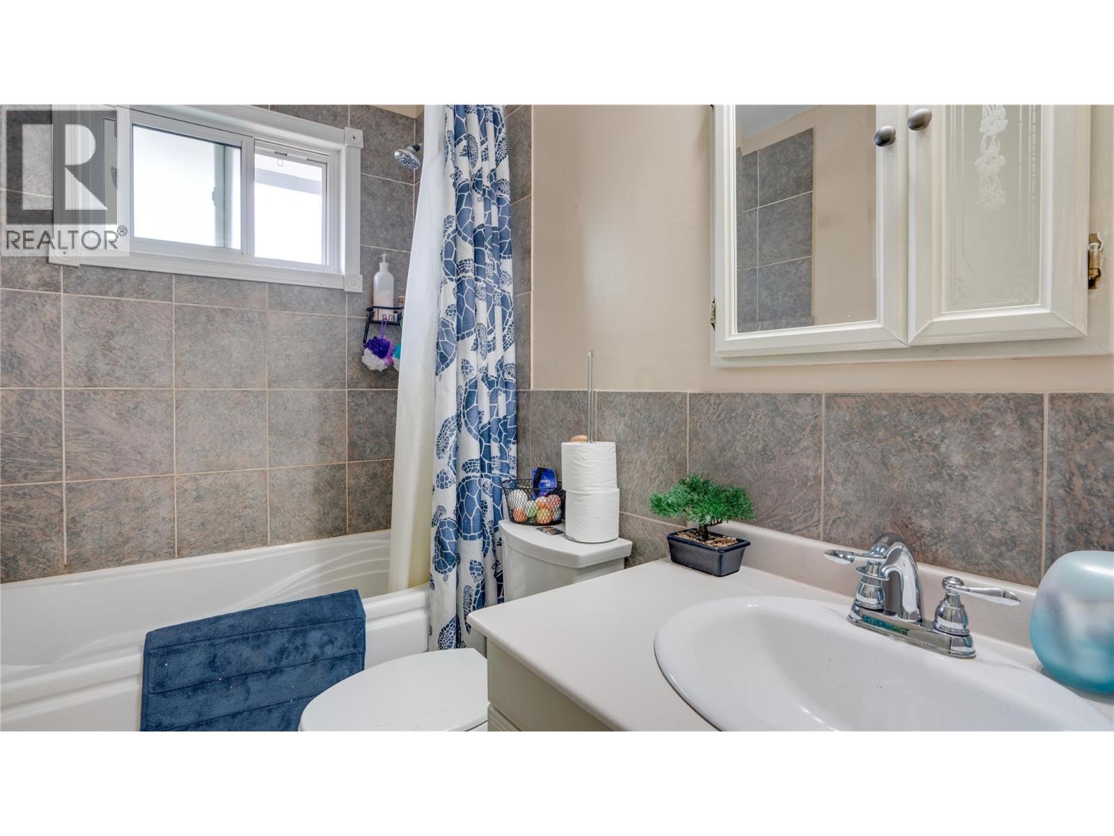 2306 18 Street - 15