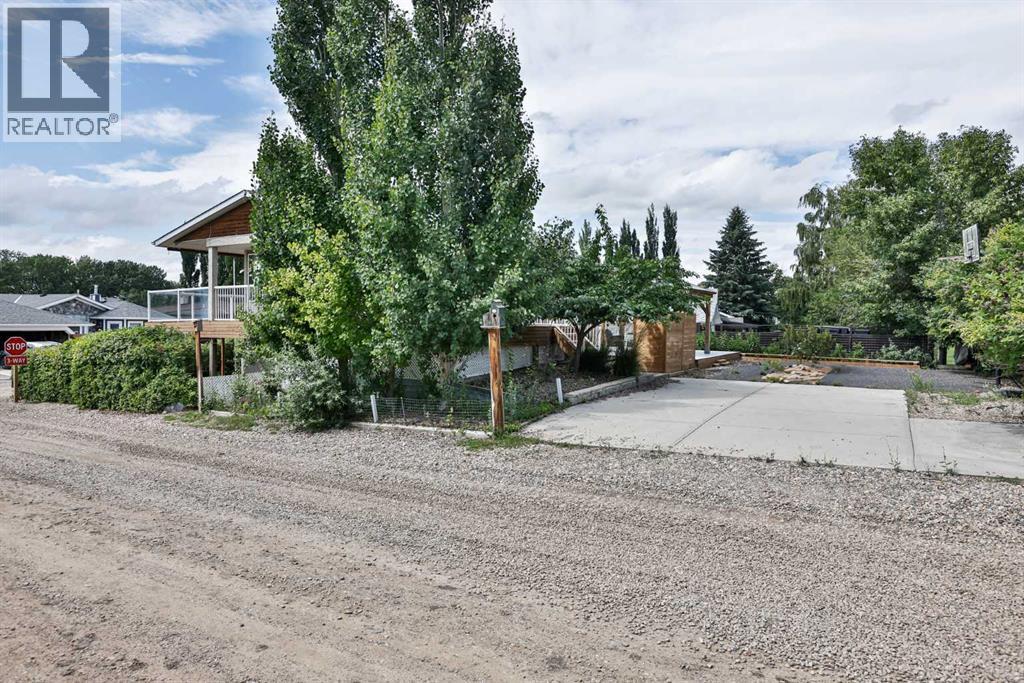 645 Lakeside Drive - 21