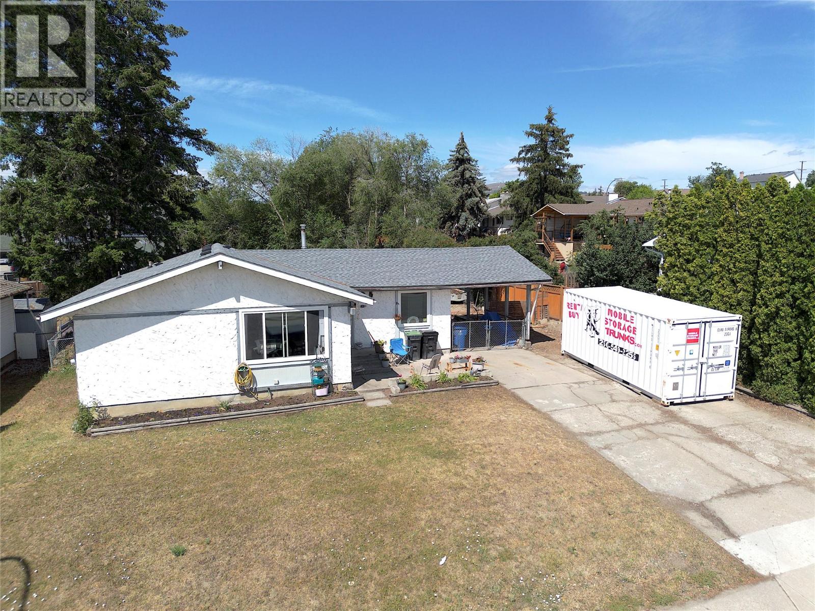 2306 18 Street - 4