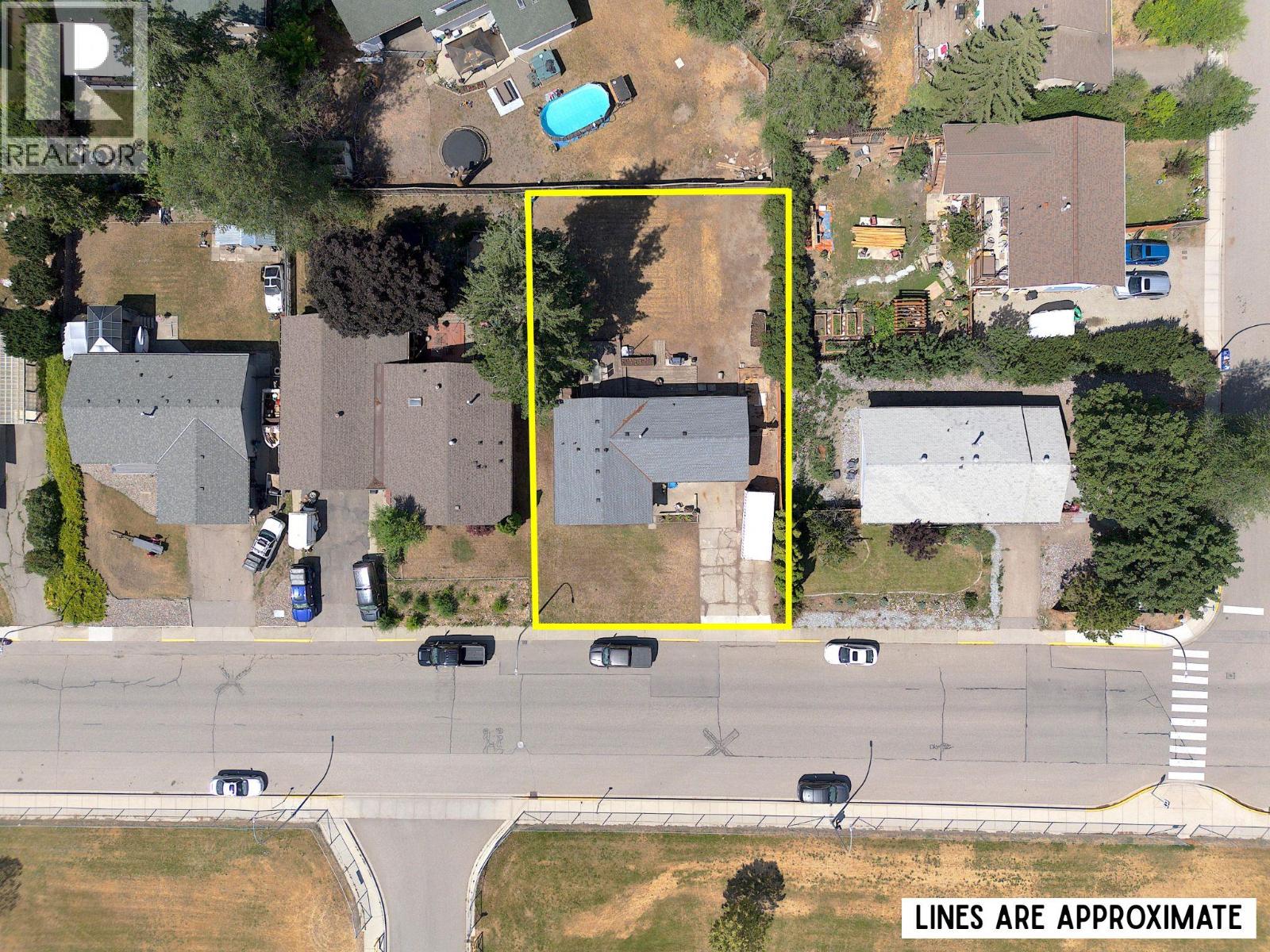 2306 18 Street - 25