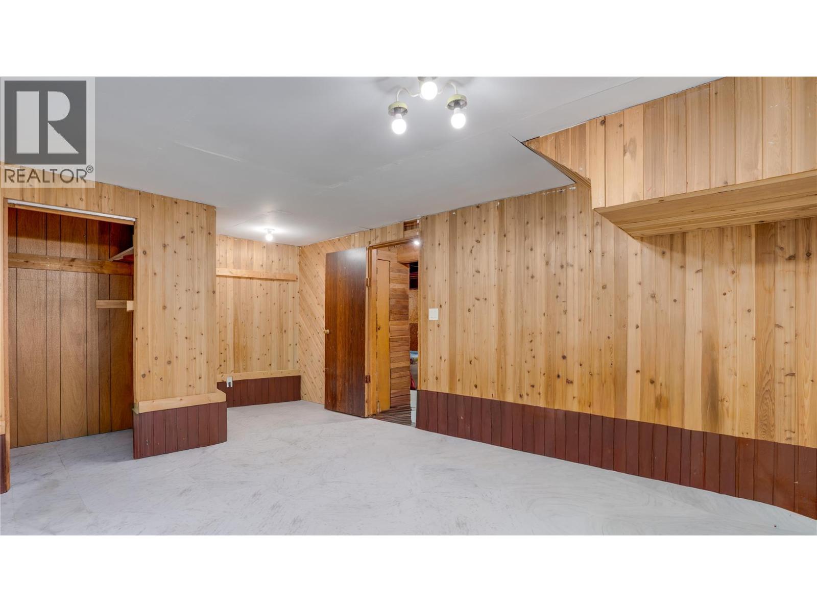 2306 18 Street - 18