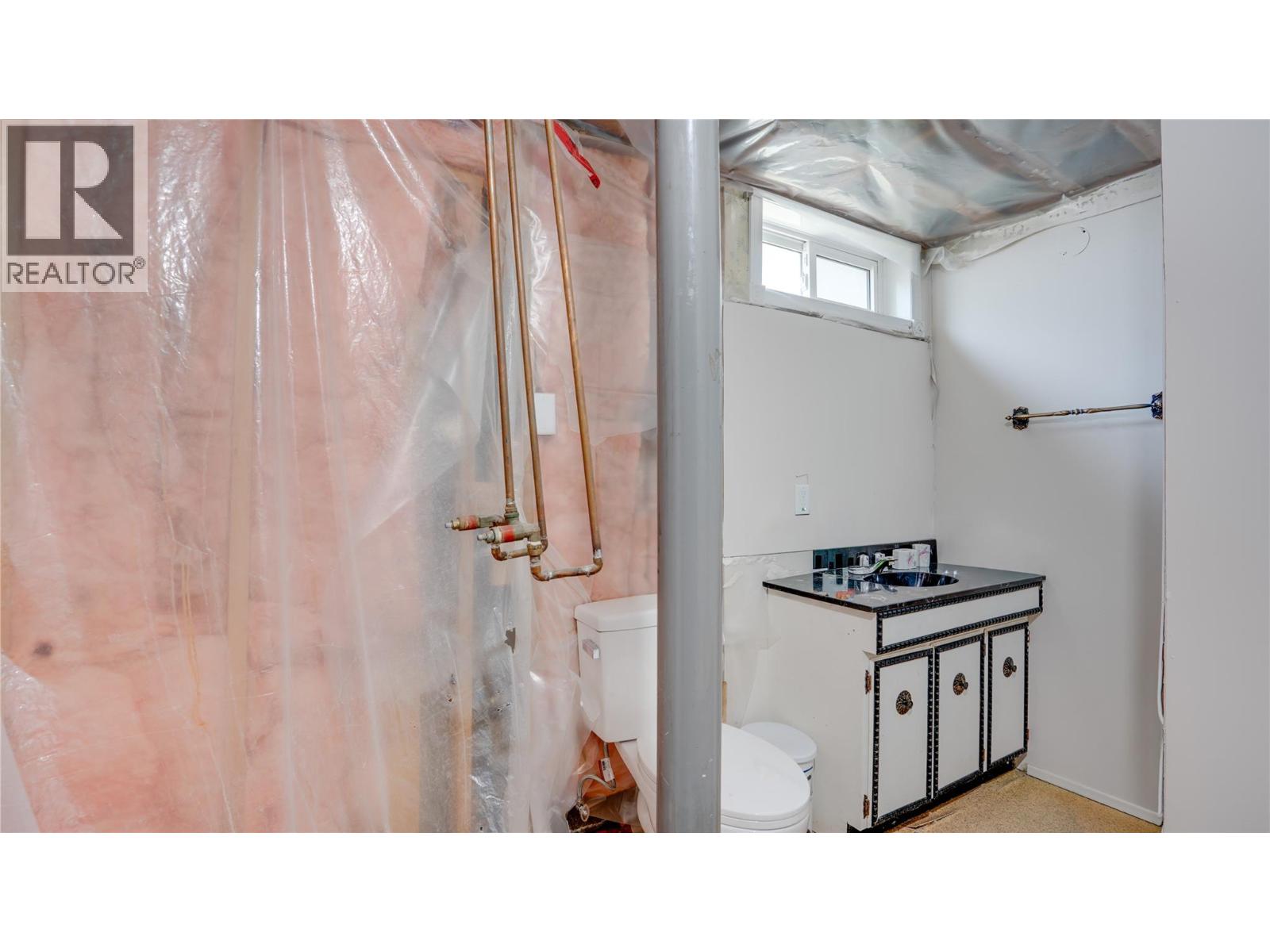 2306 18 Street - 24