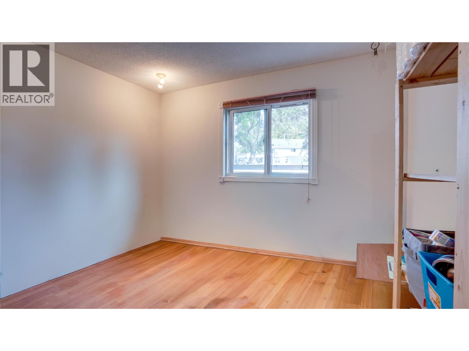 2306 18 Street - 14