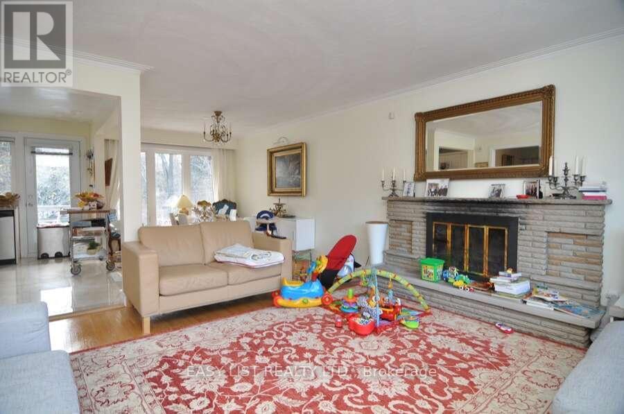 43 CHURCHILL AVENUE - 3