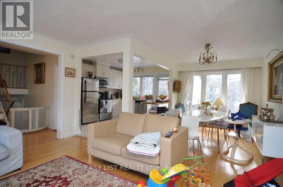 43 CHURCHILL AVENUE - 4