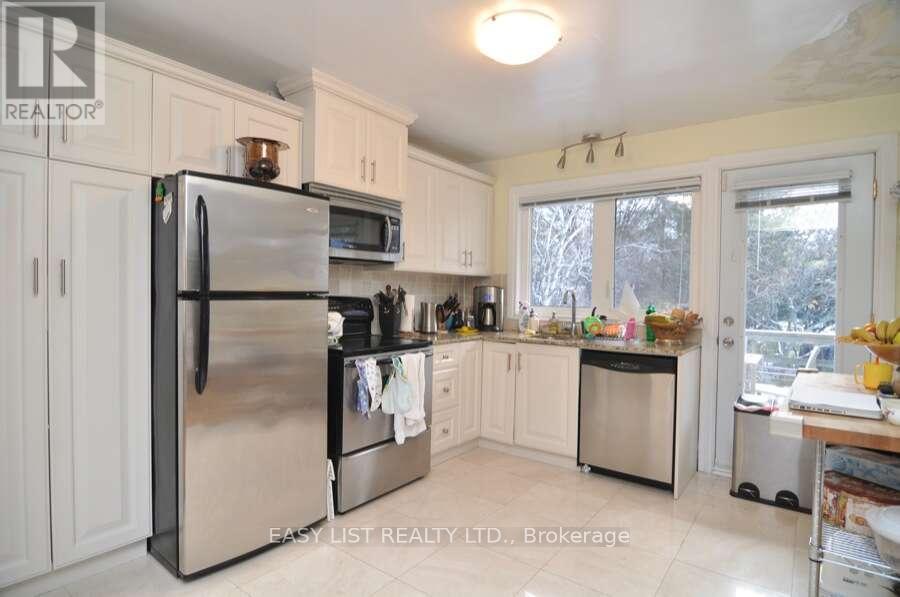 43 CHURCHILL AVENUE - 6