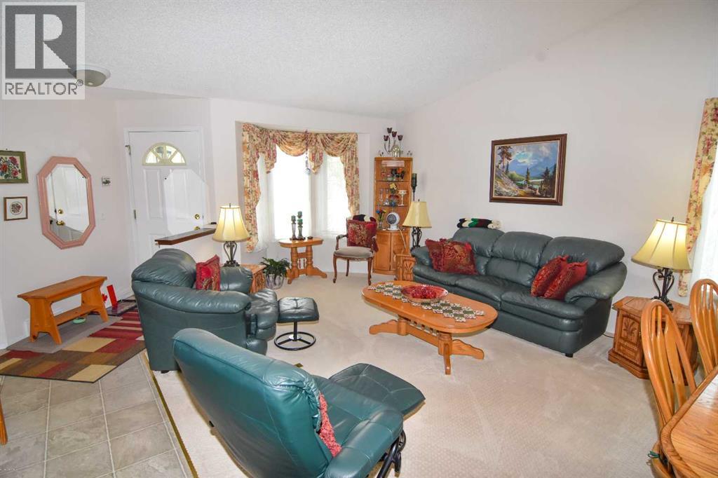 33 Strathmore Lakes Bay - 20