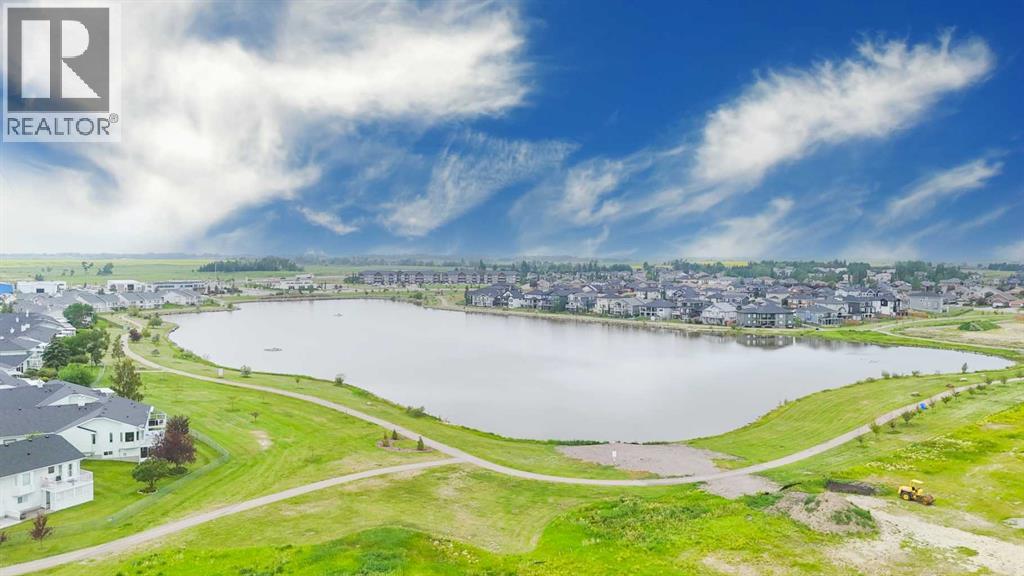 33 Strathmore Lakes Bay - 13