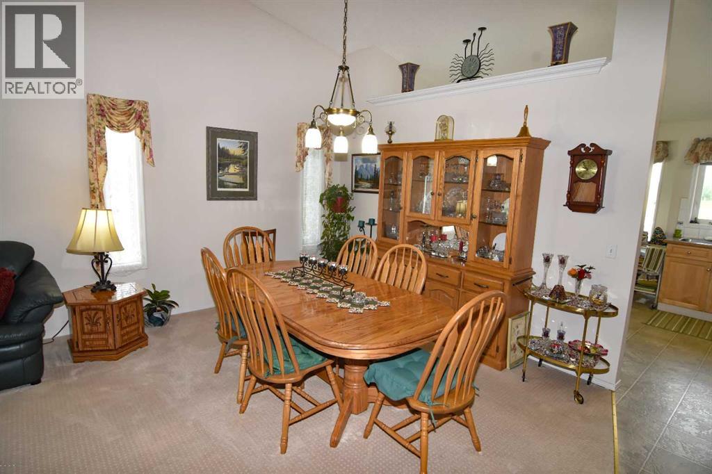 33 Strathmore Lakes Bay - 21