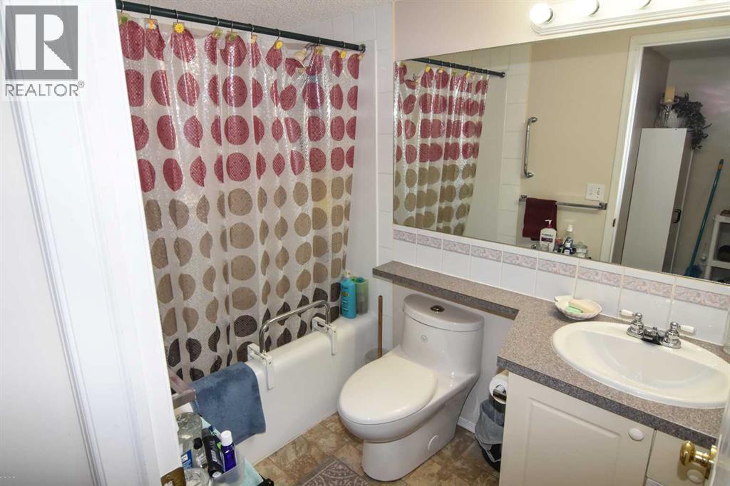 33 Strathmore Lakes Bay - 41