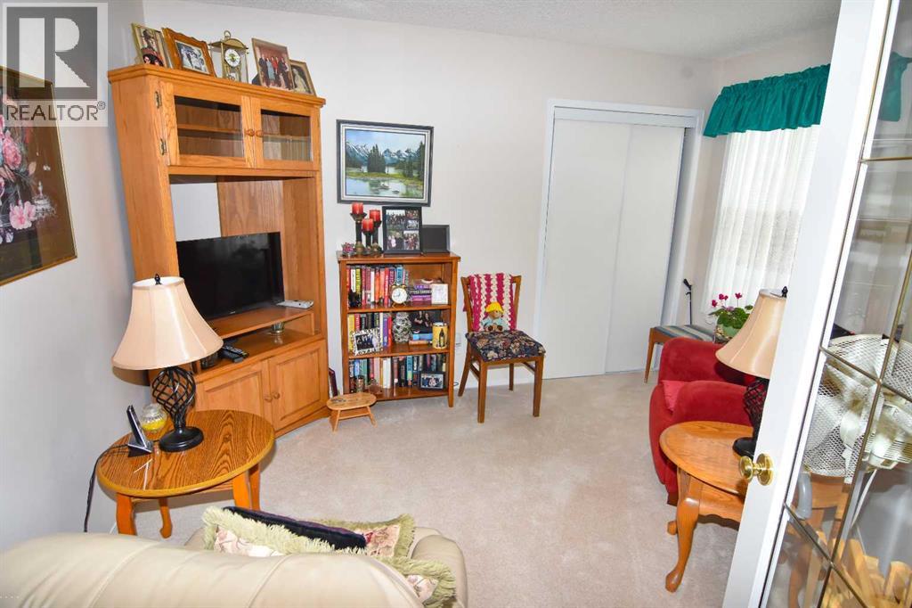 33 Strathmore Lakes Bay - 25